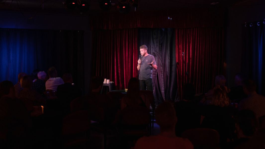 comedy club newcastle friday